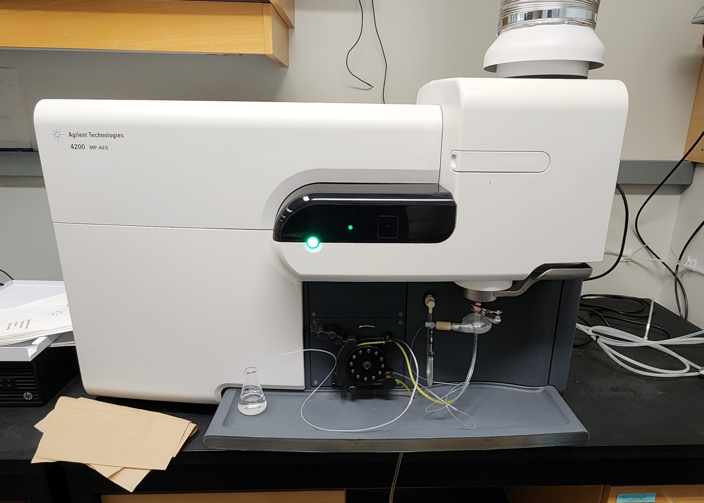 n Agilent Technologies microwave plasma atomic emission spectrometer installed in an undergraduate laboratory.